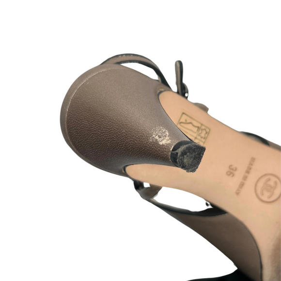 Authentic Chanel Champagne/CC Black Toe Tipped Bow Slingback Heels Size 36 - Picture 5 of 9